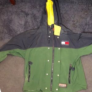 90’s Vintage Tommy Hilfiger Jacket